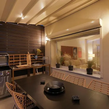 Aiora Urban Oasis - Sky Terrace, Jacuzzi & Bbq Appartement Thessalonique