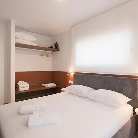 Aiora Urban Oasis - Sky Terrace, Jacuzzi & Bbq Appartement Thessalonique