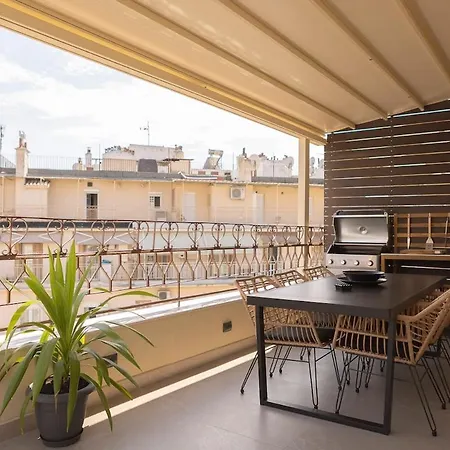 Aiora Urban Oasis - Sky Terrace, Jacuzzi & Bbq Appartement *